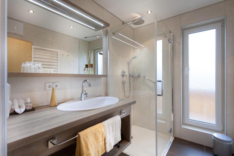 Family Two-Bedroom Apartment with View image 4