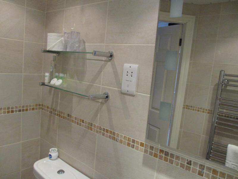 Superior Double Room image 3