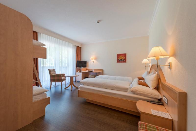 Superior Double Room image 3