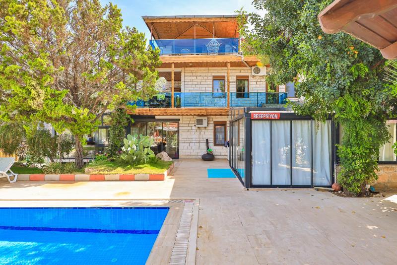 Villa Dundar - Kas Apart Otel - image 1