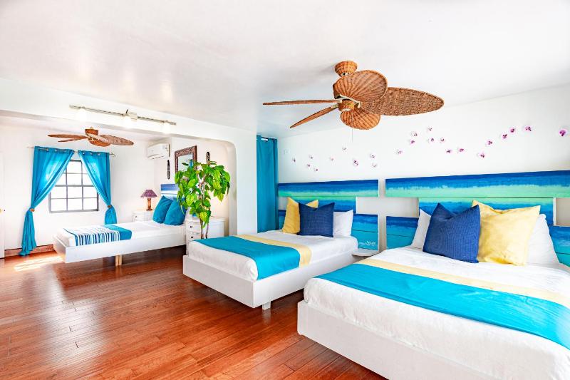 Caprice 14 - Oceanfront Villa - Gated Community with Pool - image 13