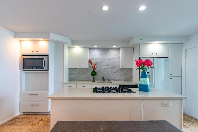 Caprice 14 - Oceanfront Villa - Gated Community with Pool - image 15