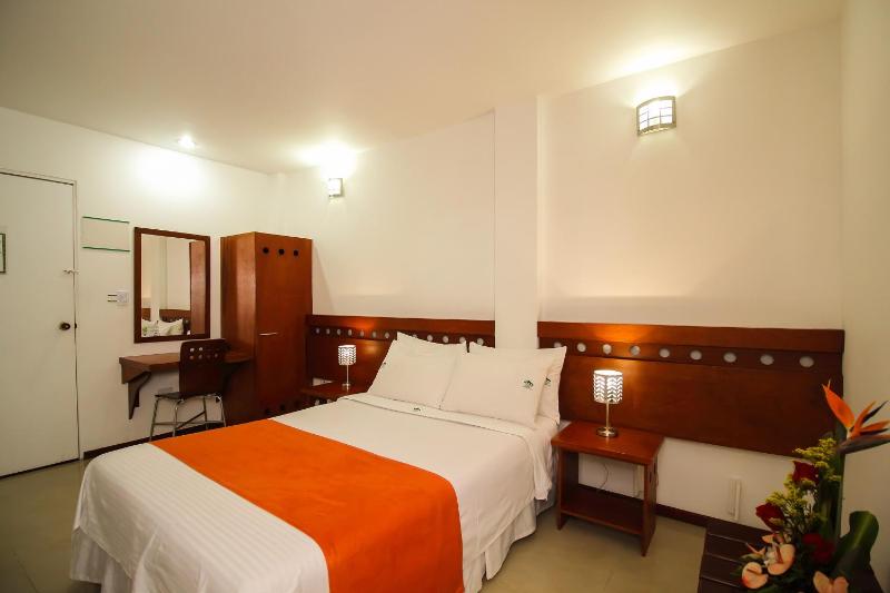 Hotel Imbanaco - image 24
