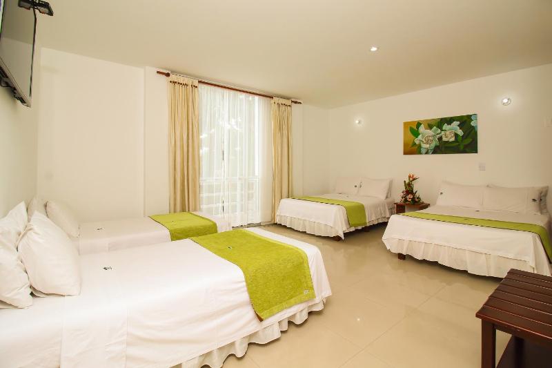 Hotel Imbanaco - image 20
