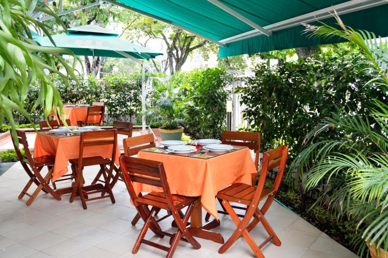 Hotel Imbanaco - image 15