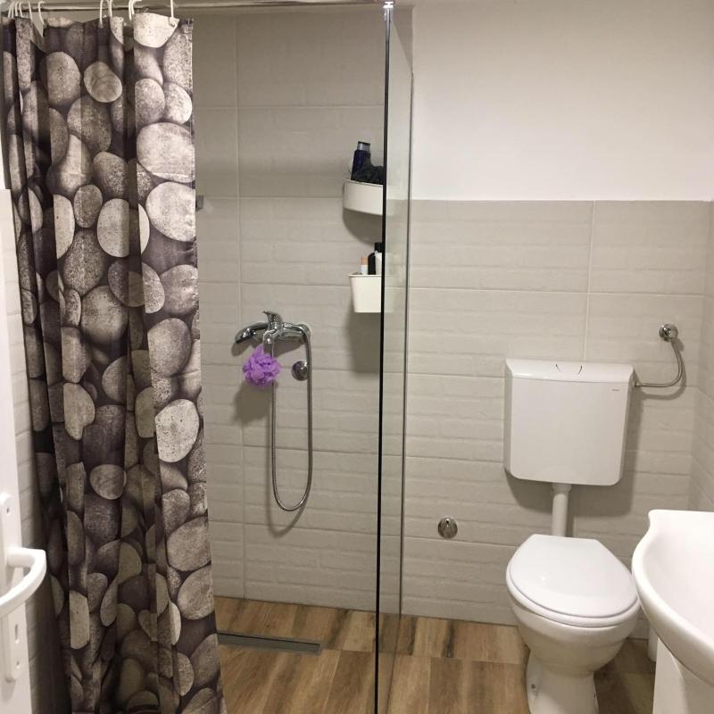 One-Bedroom House image 2