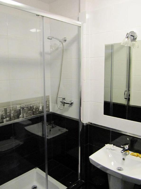 Superior Twin Room image 2