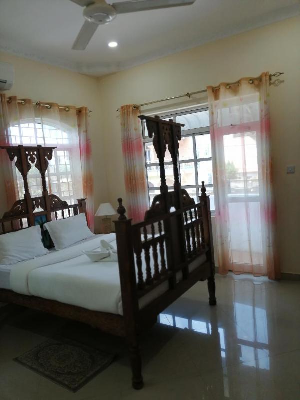 Queen Room with Balcony