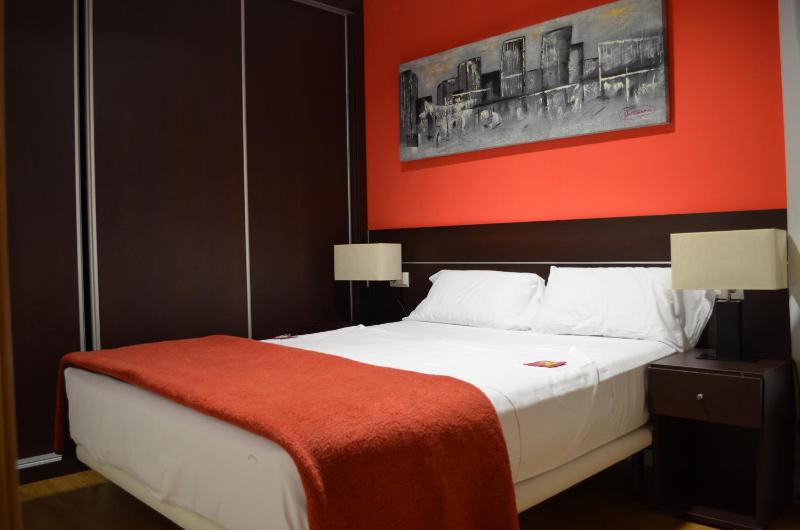 Superior Two-Bedroom Apartment image 4