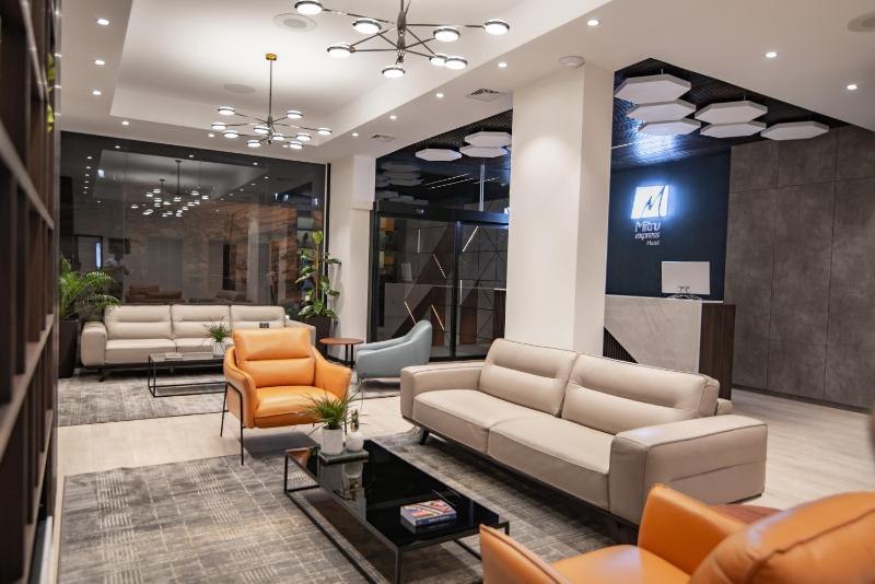 Mitru Express Hotel - image 2