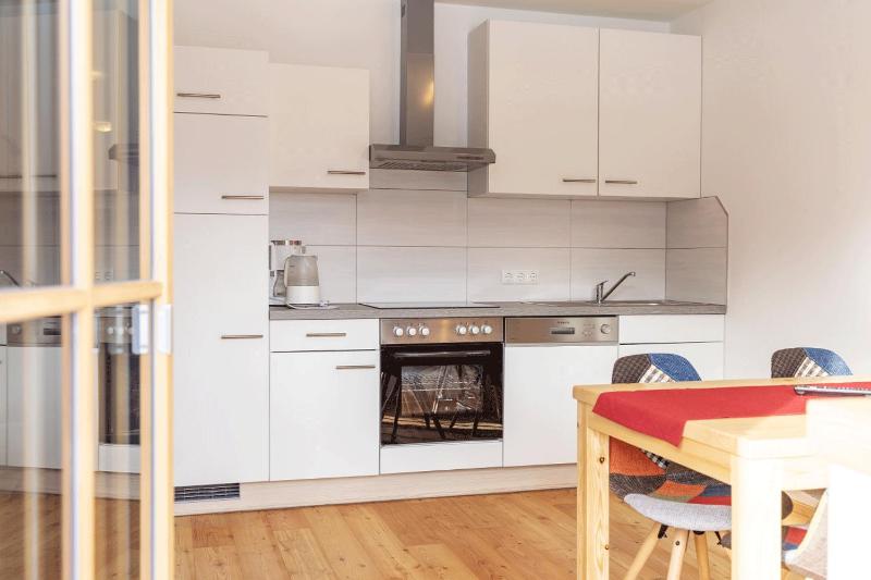 One-Bedroom Apartment image 1