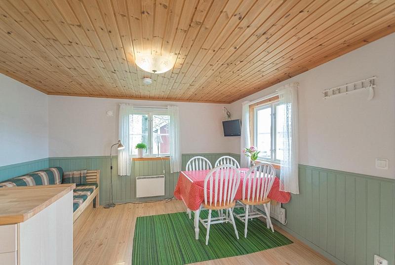 One-Bedroom House image 2