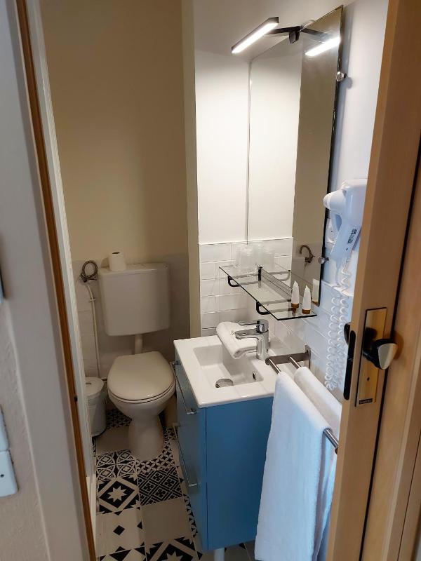 Small Atic Double Room image 2