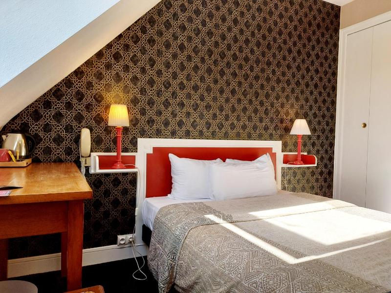 Hotel Mondial - image 11