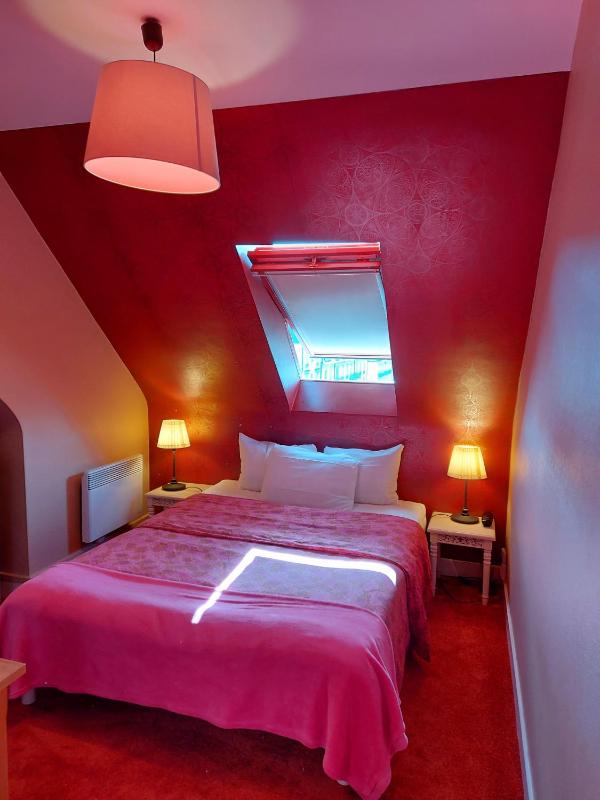 Single Room image 2