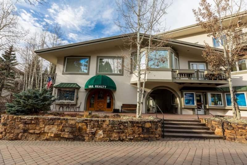 Three-Bedroom Apartment image 2