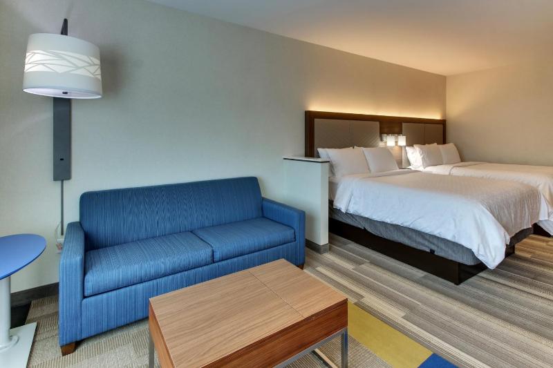 Suite with Two Beds - Non-Smoking image 3