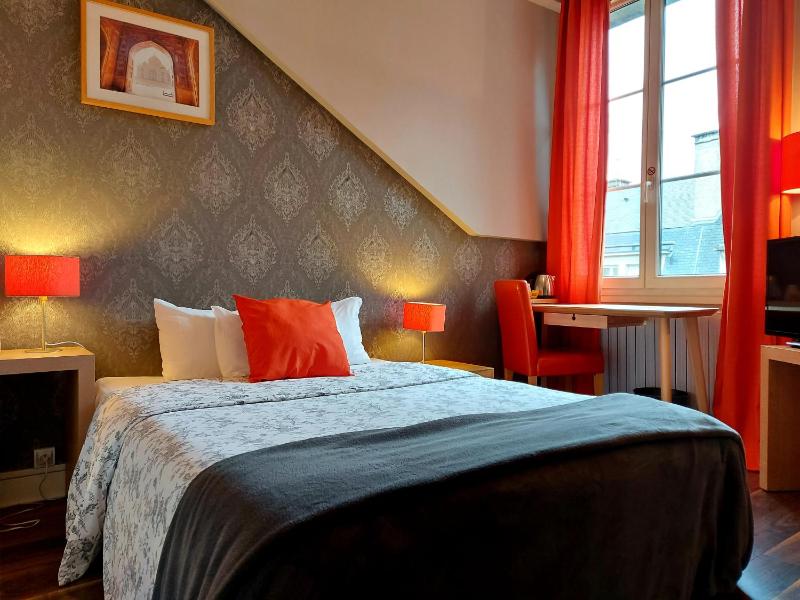 Hotel Mondial - image 25