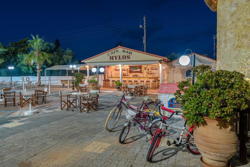 Hello Mylos Apartments Anissaras - image 8