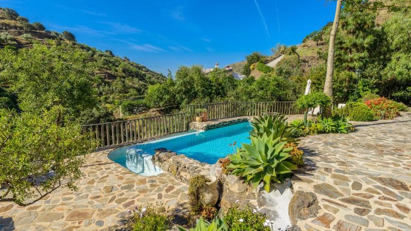 Villa image 3