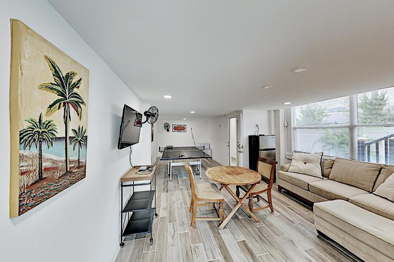 Two-Bedroom House image 2