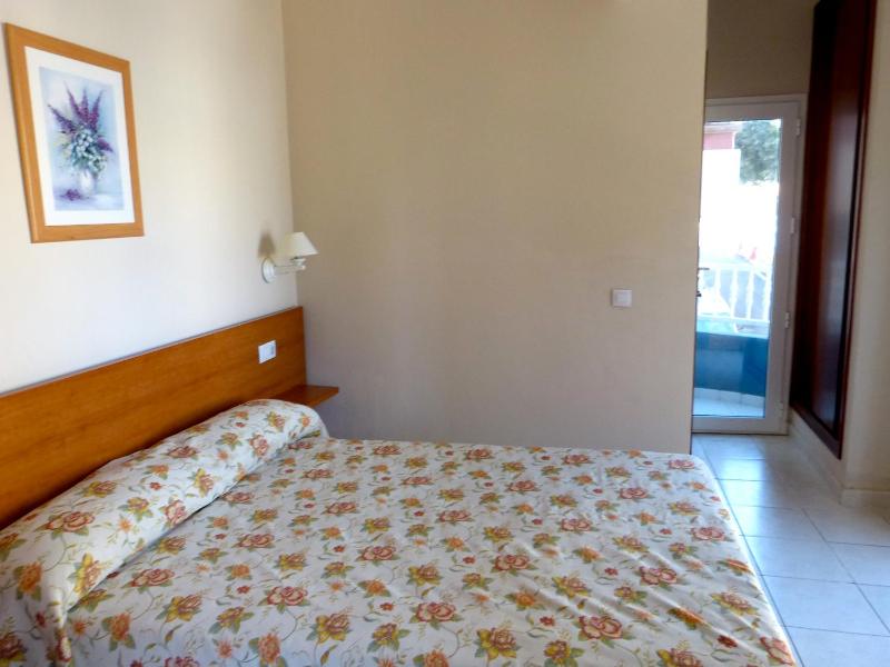 Double Room image 3