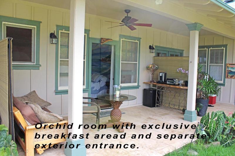 The Orchid Room - One King Bed image 2