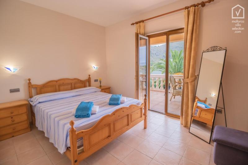 C335 Berna by Mallorca Villa Selection - image 4