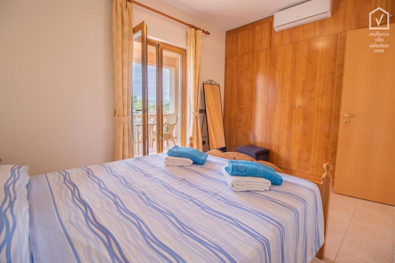 C335 Berna by Mallorca Villa Selection - image 15