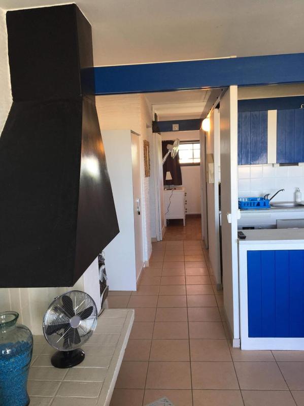 Apartment with Sea View image 2