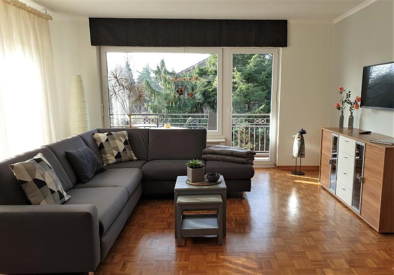 One-Bedroom Apartment image 1