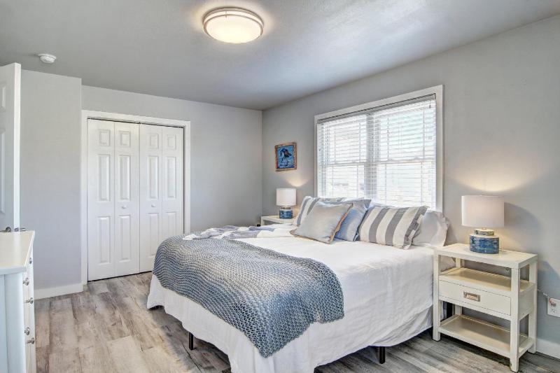 Three-Bedroom House image 2