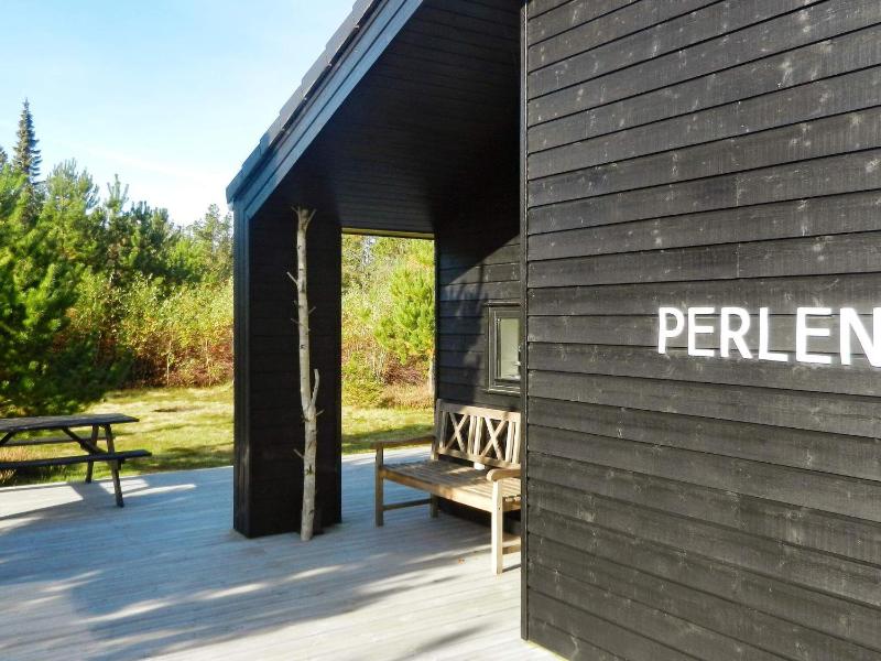 Four-Bedroom Holiday Home image 2