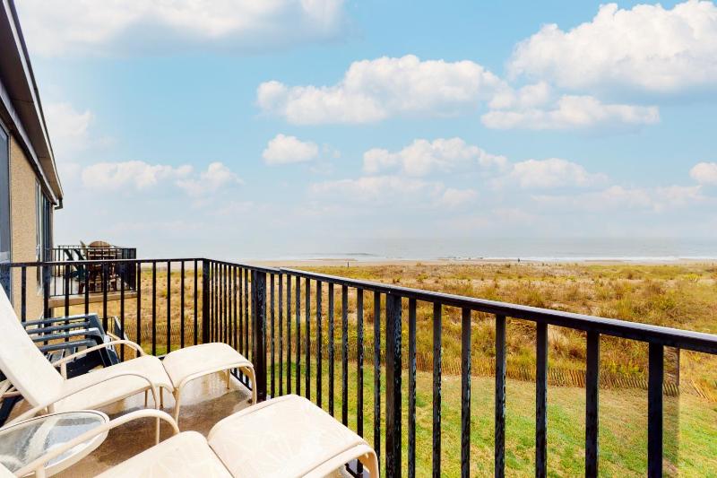 Apartment with Sea View image 3