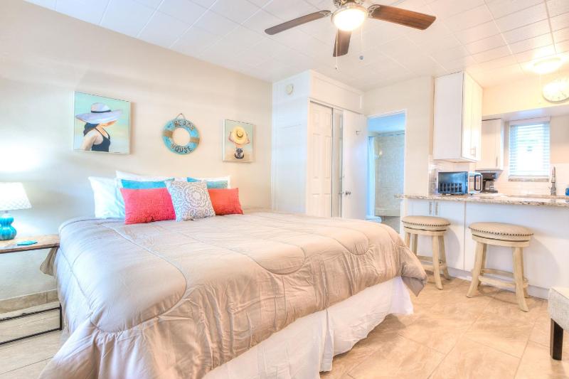 Studio Apartment image 1