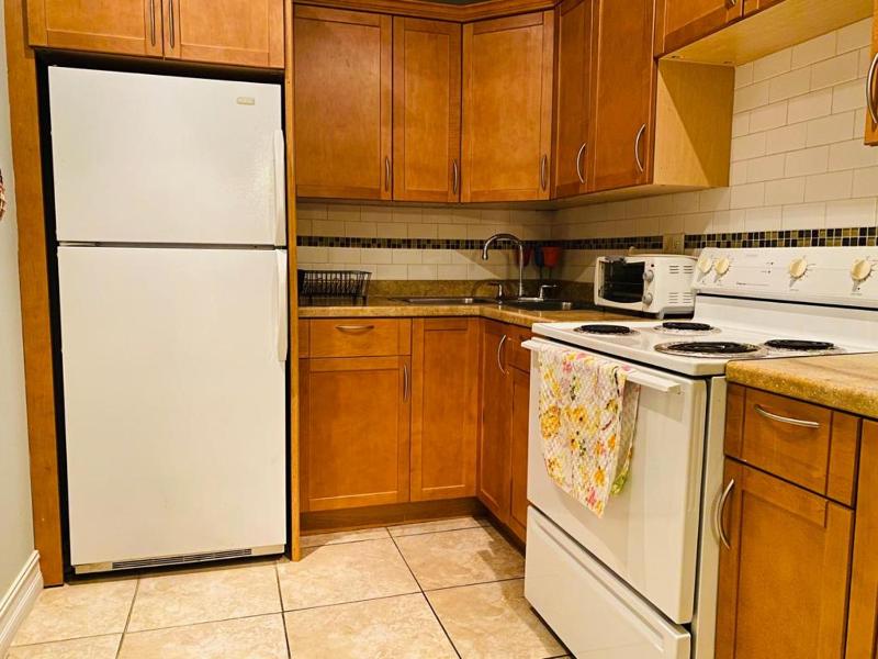 One-Bedroom Apartment image 1