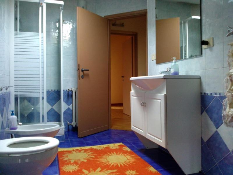 One-Bedroom Apartment image 2