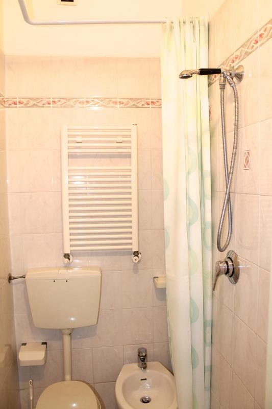 Quadruple Room image 2
