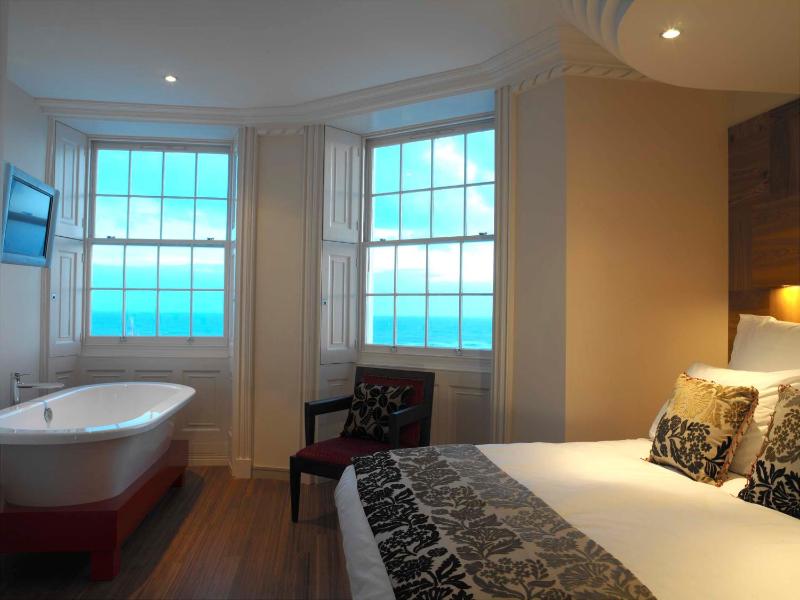 Luxury Double Room with Sea View image 1