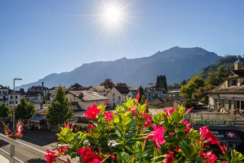 Superior Triple Room with Air Conditioning image 2