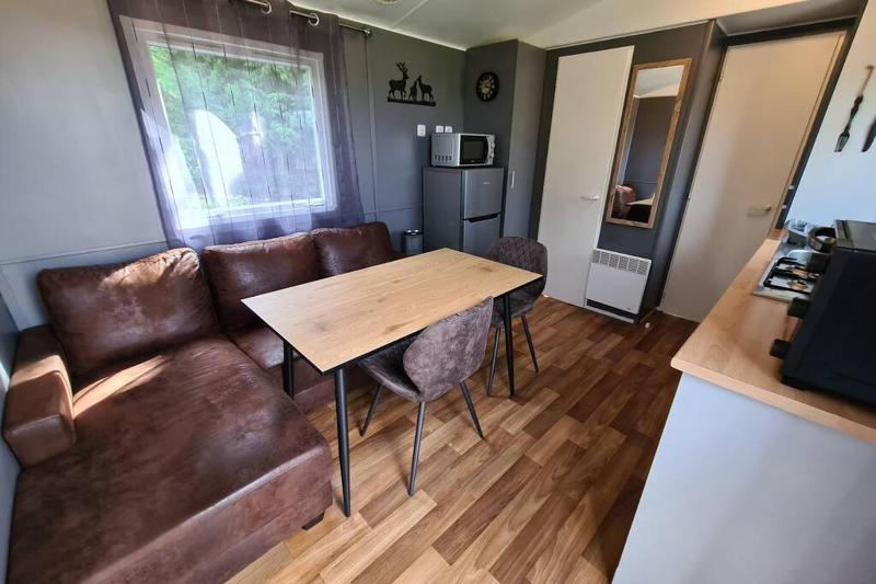 Two-Bedroom House image 4
