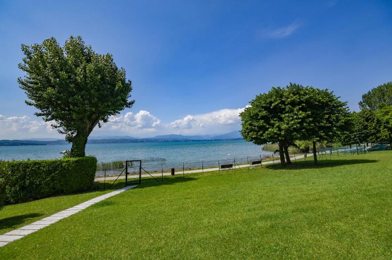 Holiday Sirmione Apartments - image 15
