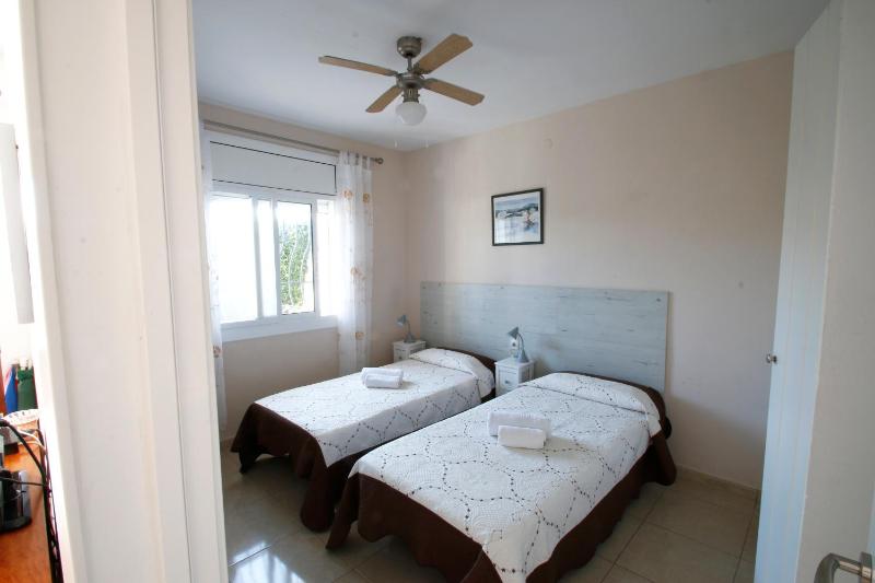 Las Marinas A - image 19
