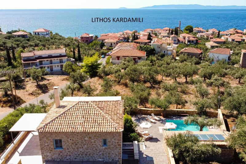 Suite with Sea View image 3