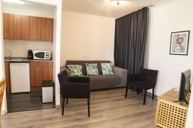 Two-Bedroom Apartment with Terrace image 4