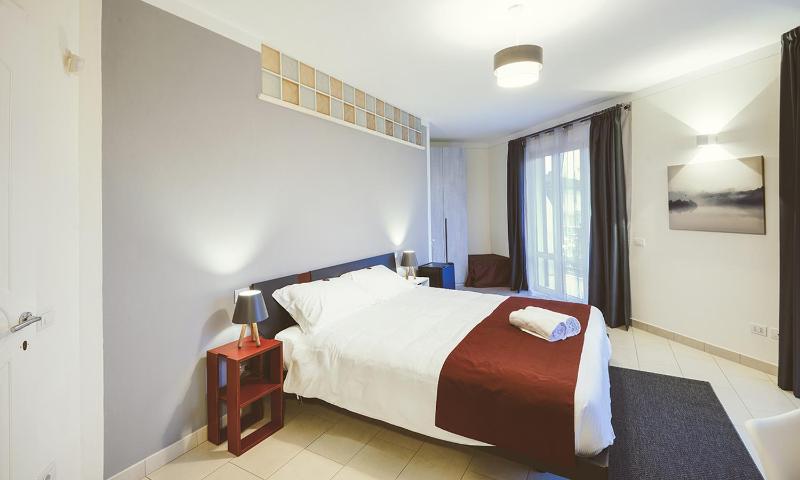 Superior Triple Room image 1