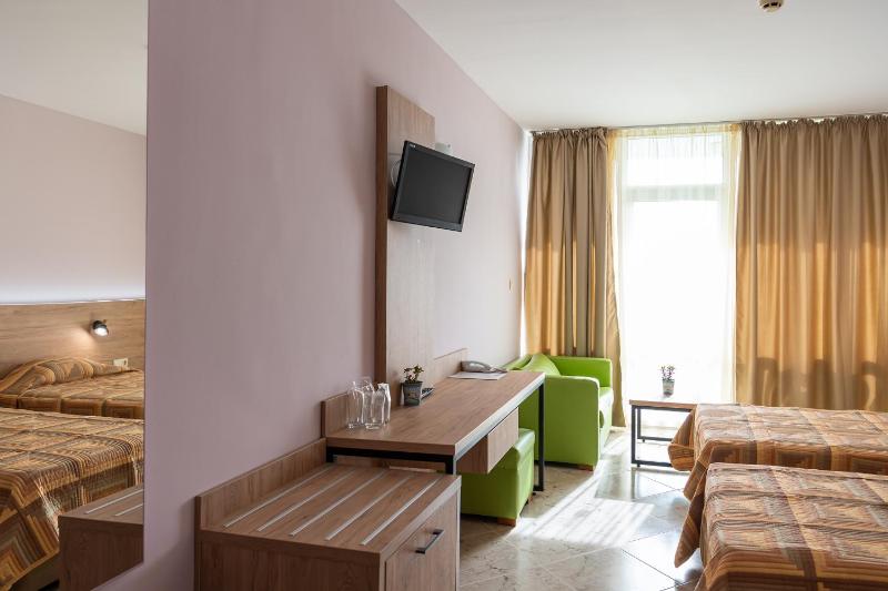 Single Room image 3