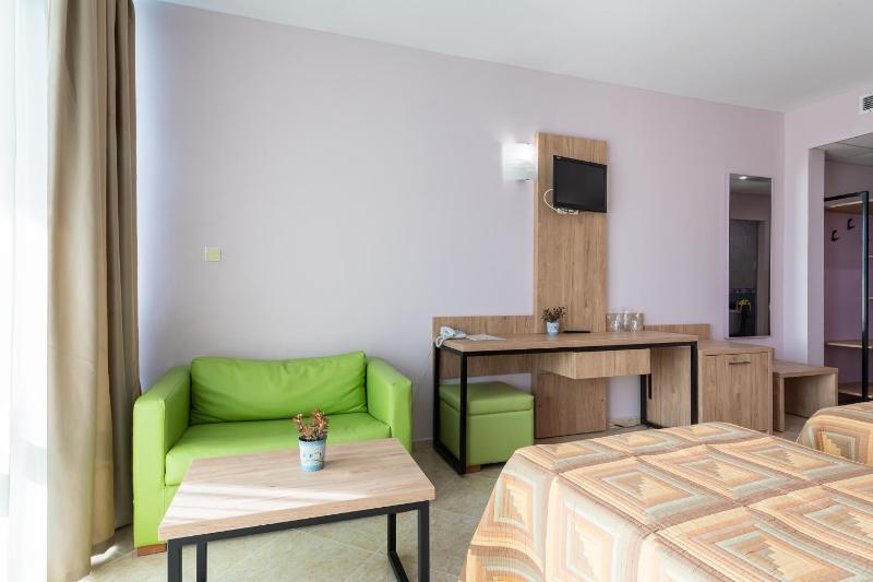 Single Room image 4
