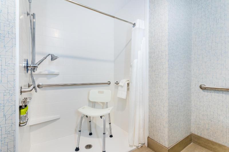 King Room - Disability Access image 1