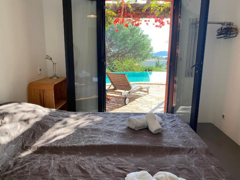 Villa with Sea View image 3